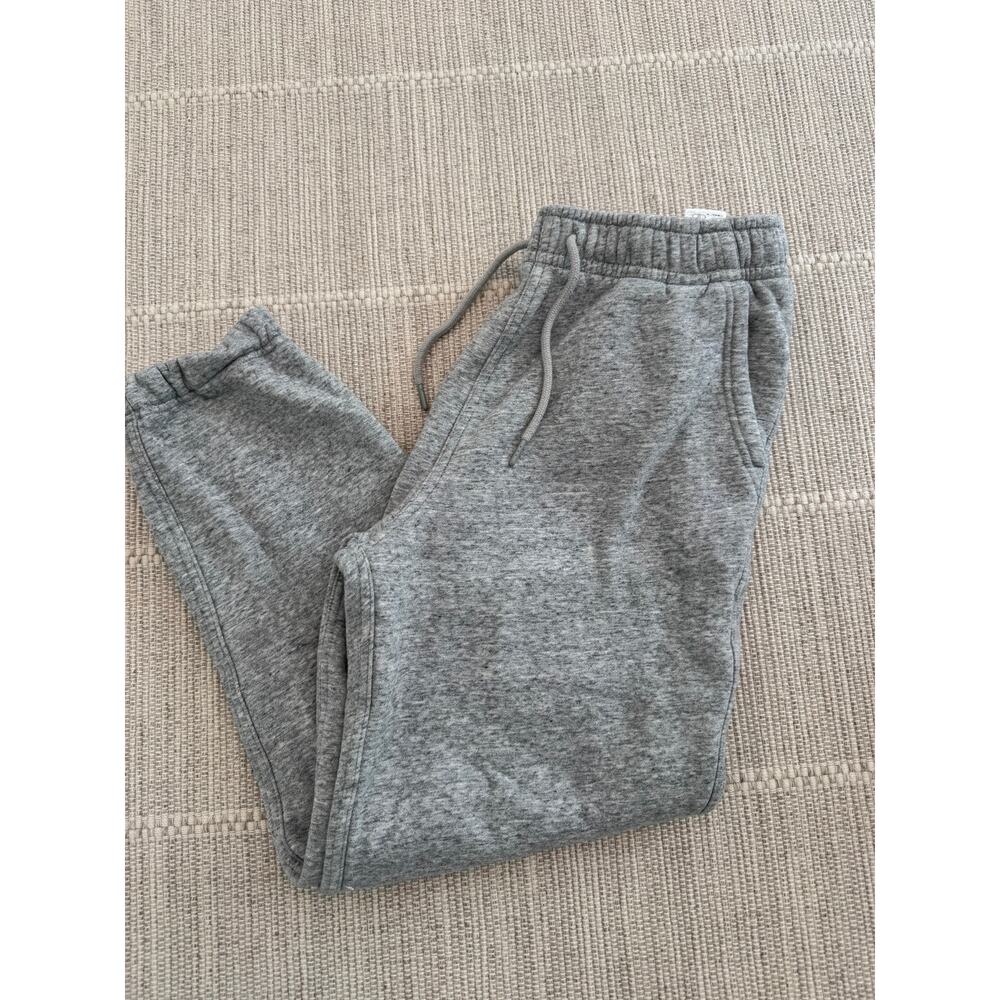Abercrombie & Fitch Mens Essential Sweatpants Gray HeatherSize Medium $70